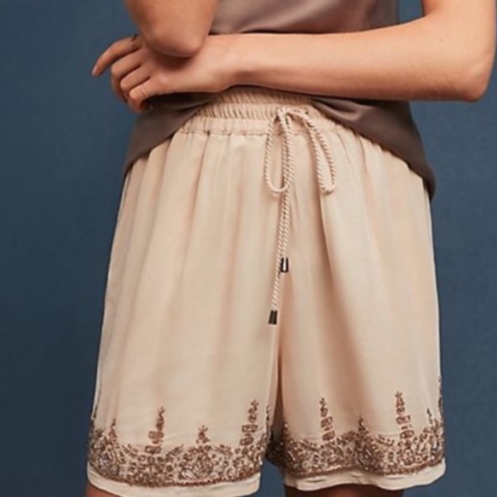 Anthropologie Maeve Cruise Embroidered Short NWT Size Small